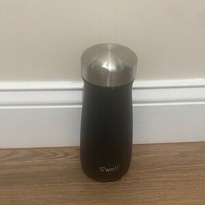 🧡 S’well 16 oz. traveler bottle